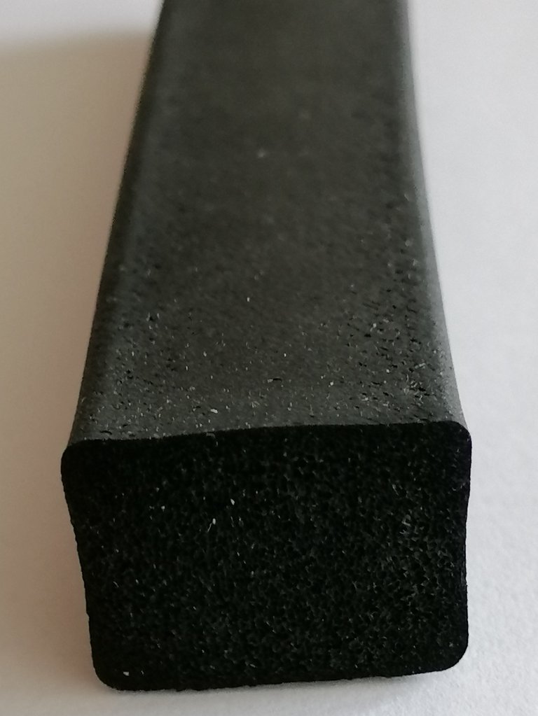 Moosgummi Rechteckprofil 20 x 12 mm